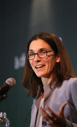 Alexis Dudden