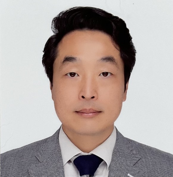 Sangkil Lee