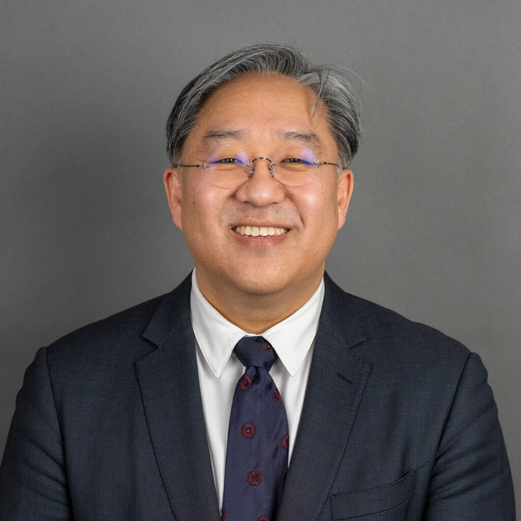 Je Heon (James) Kim