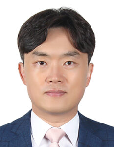 Jiho Lee Headshot