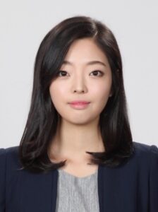 Yeji Lee Headshot
