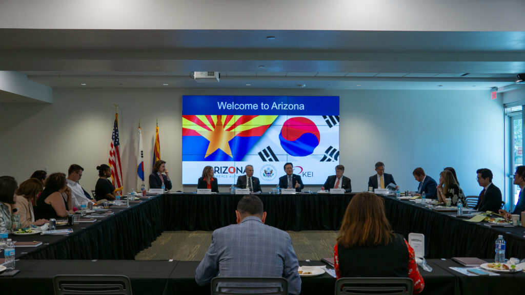 Ambassador Goldberg and Ambassador Cho at Arizona Commerce Authority roundtable